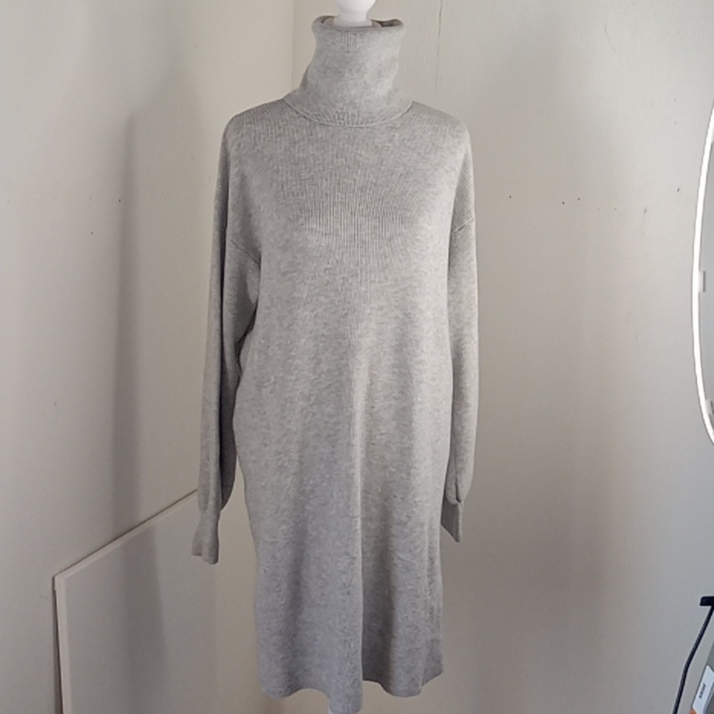 Time and Tru Knit Long Sleeve Turtleneck Sweater Dress Gray Size M  8 / 10